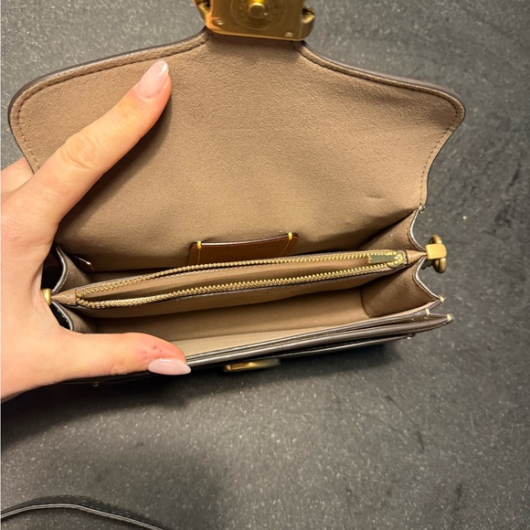 Coach Tabby 20 Stone/Brass Shoulder Bag with Gold Chain - Picture 2 of 2